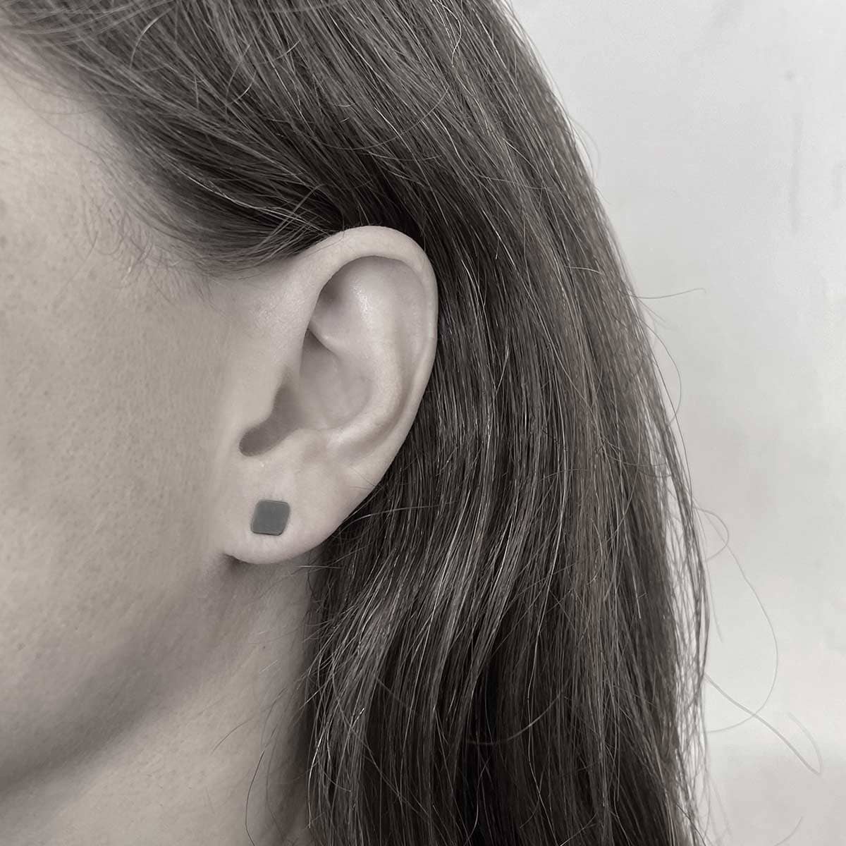 Amorphous square earrings / עגילי ריבוע אמורפי - studio oh design