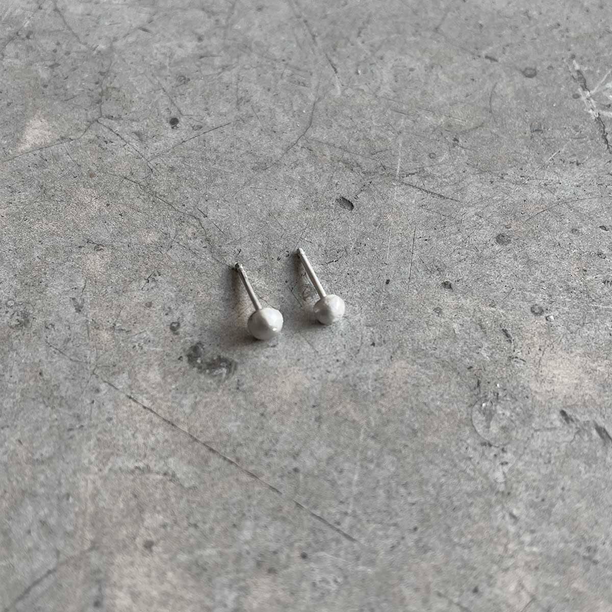 ball earrings / עגילי כדור - studio oh design