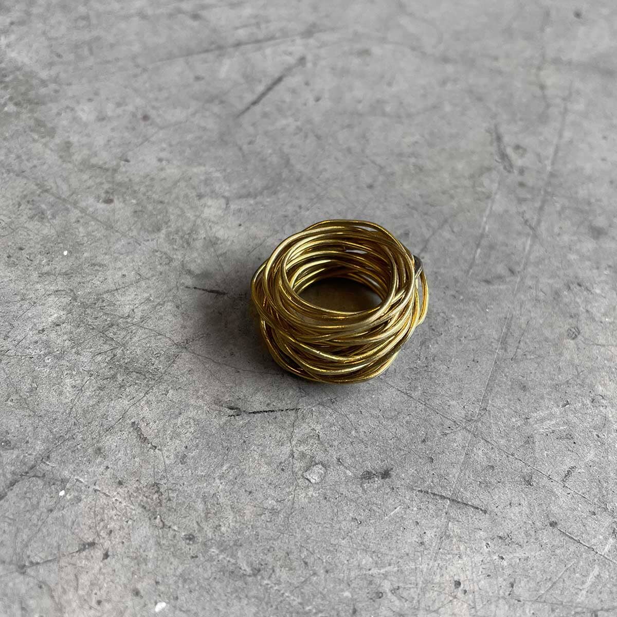 Brass coil ring / טבעת סליל מבראס - studio oh design