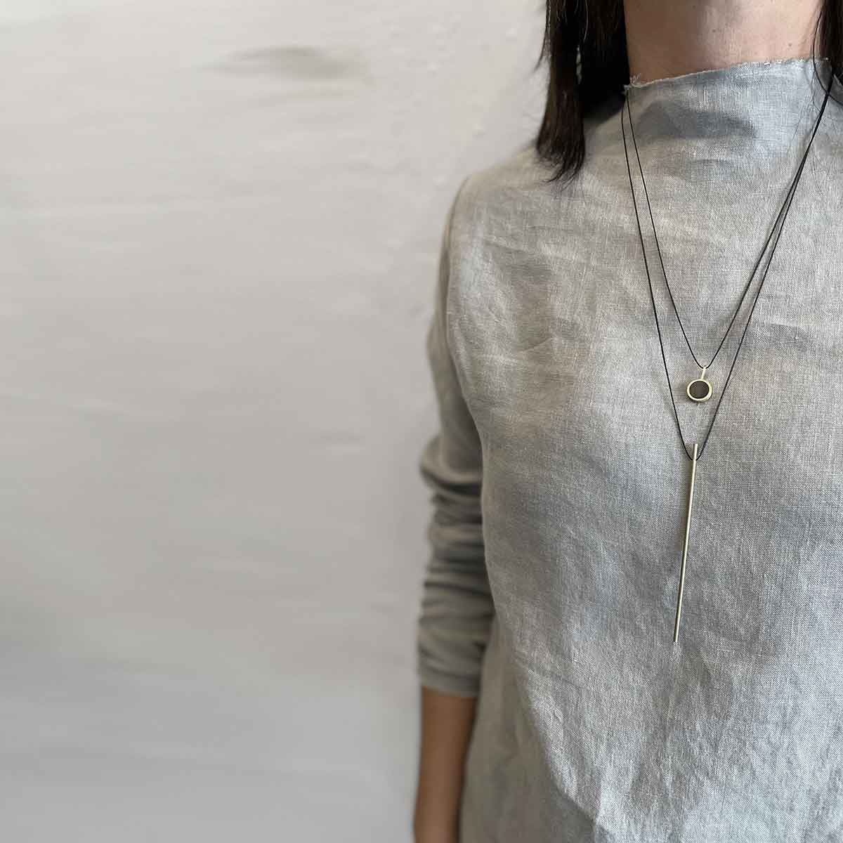 Round pendant necklace / שרשרת תליון עגול - studio oh design