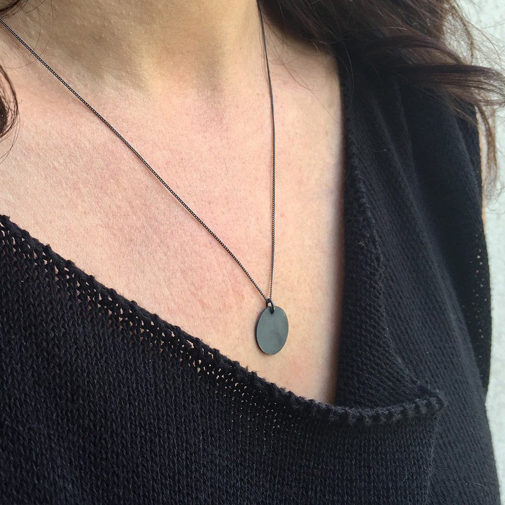 15mm Silver Coin Disk Necklace / שרשרת עיגול גדול - studio oh design