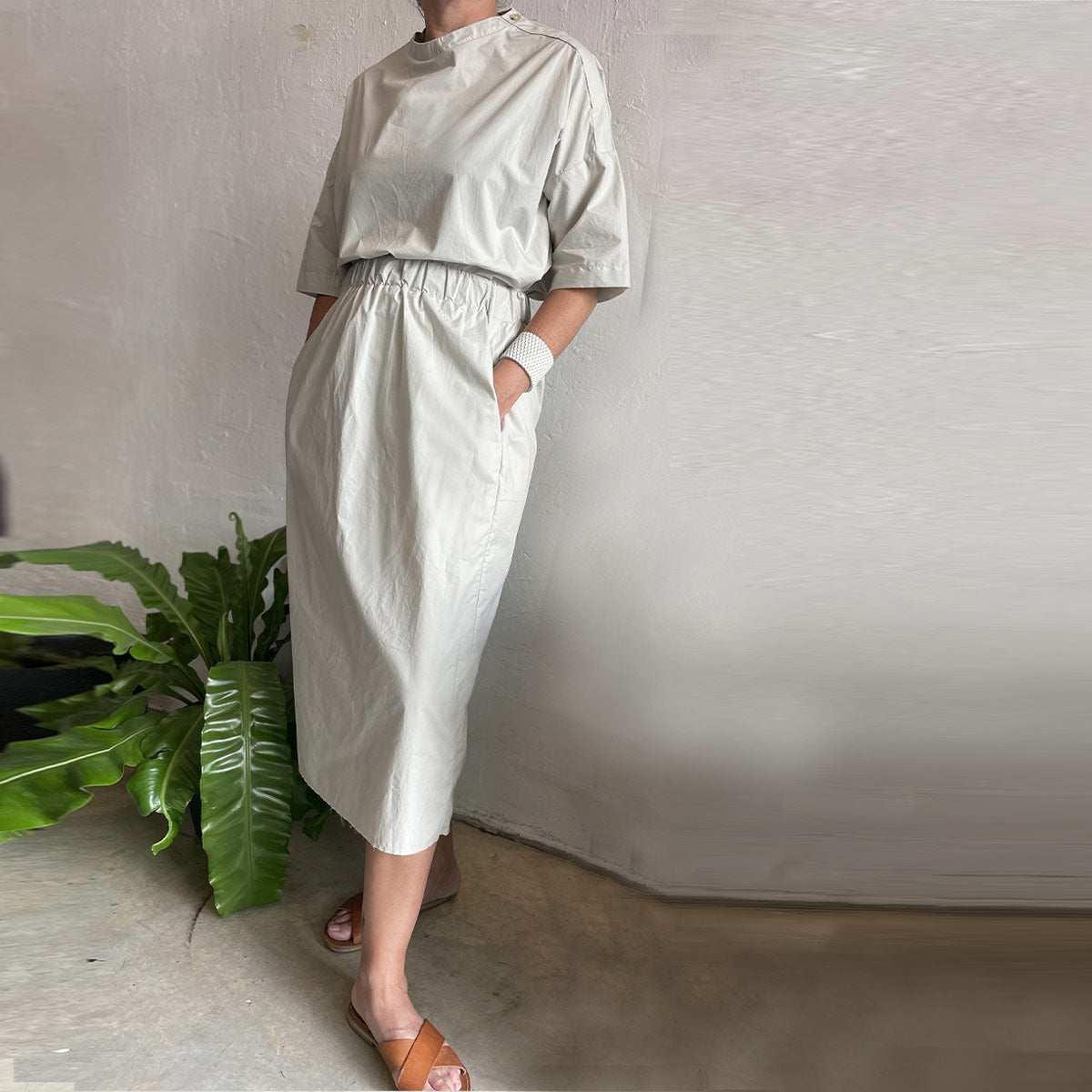 stone soka skirt / חצאית סוקה בצבע אבן - studio oh design