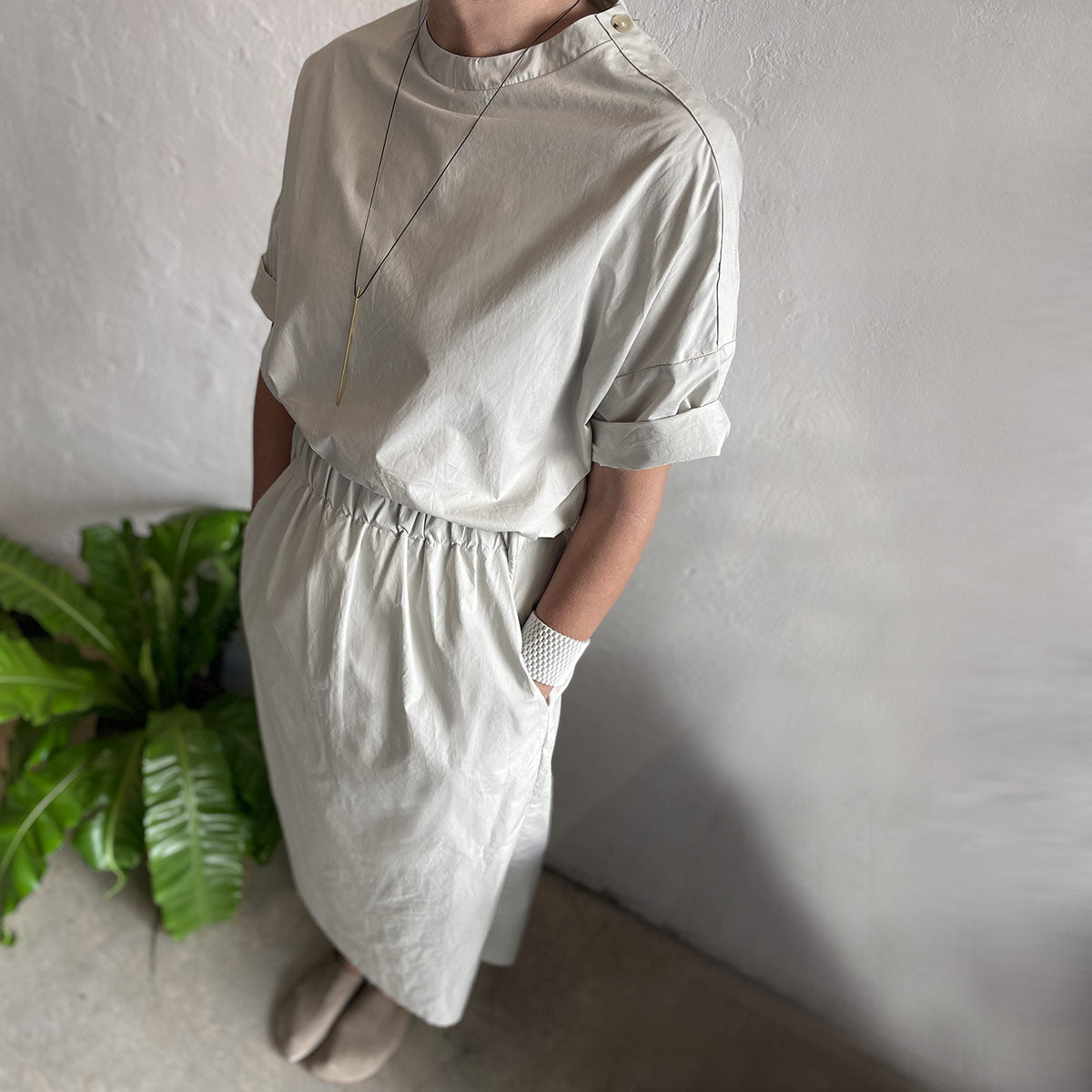 stone soka skirt / חצאית סוקה בצבע אבן - studio oh design