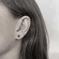 Amorphous square earrings /  עגילי ריבוע אמורפי - studio oh design