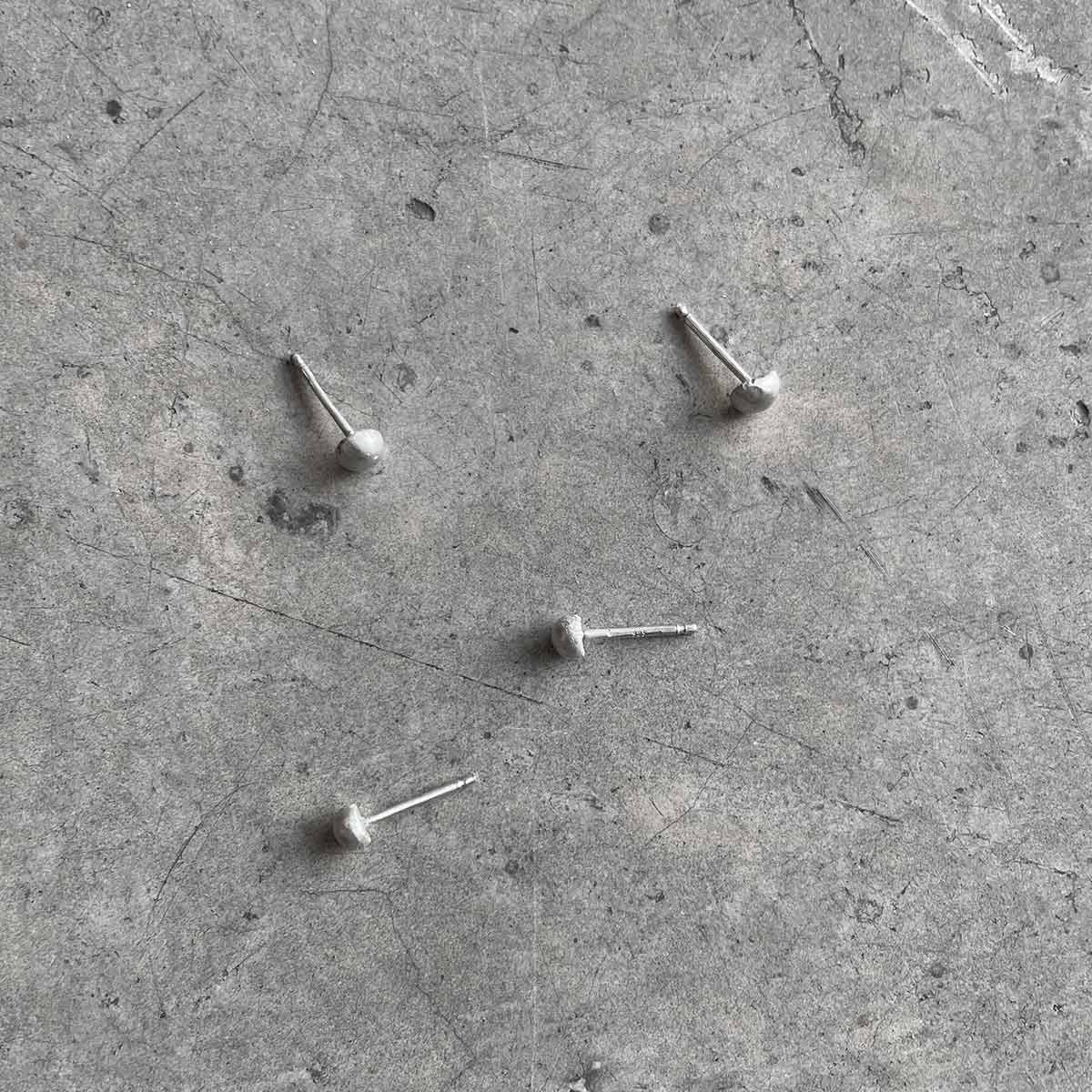 ball earrings /  עגילי כדור - studio oh design