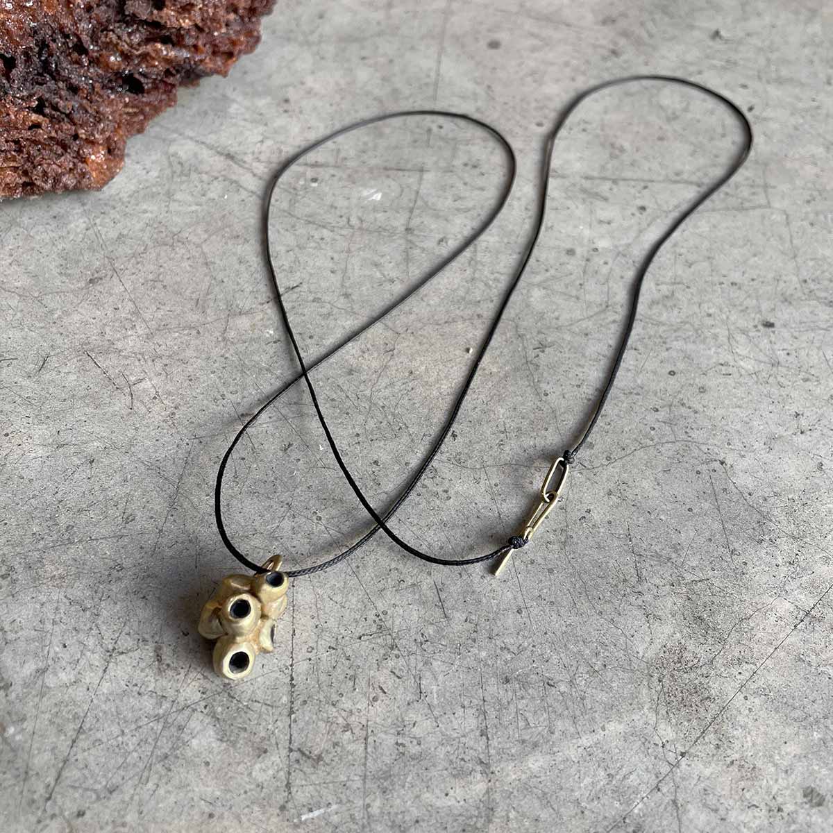 beehive necklace / שרשרת כוורת - studio oh design