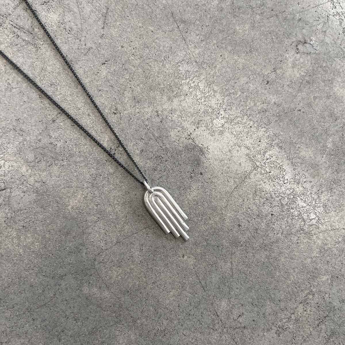 "hamsa" Necklace / שרשרת חמסה - studio oh design