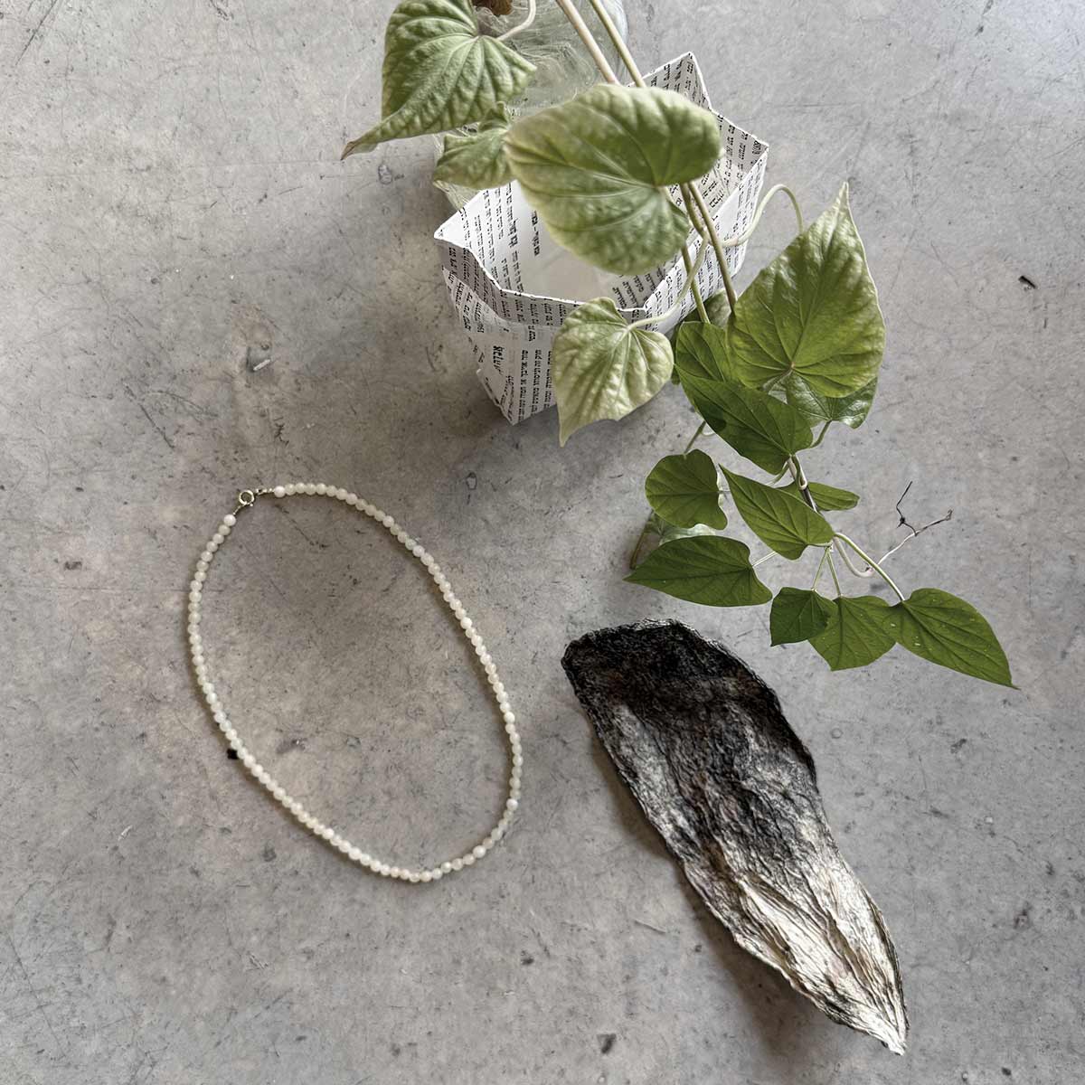 cream jade necklace / שרשרת חרוזי ג'ייד קרם - studio oh design