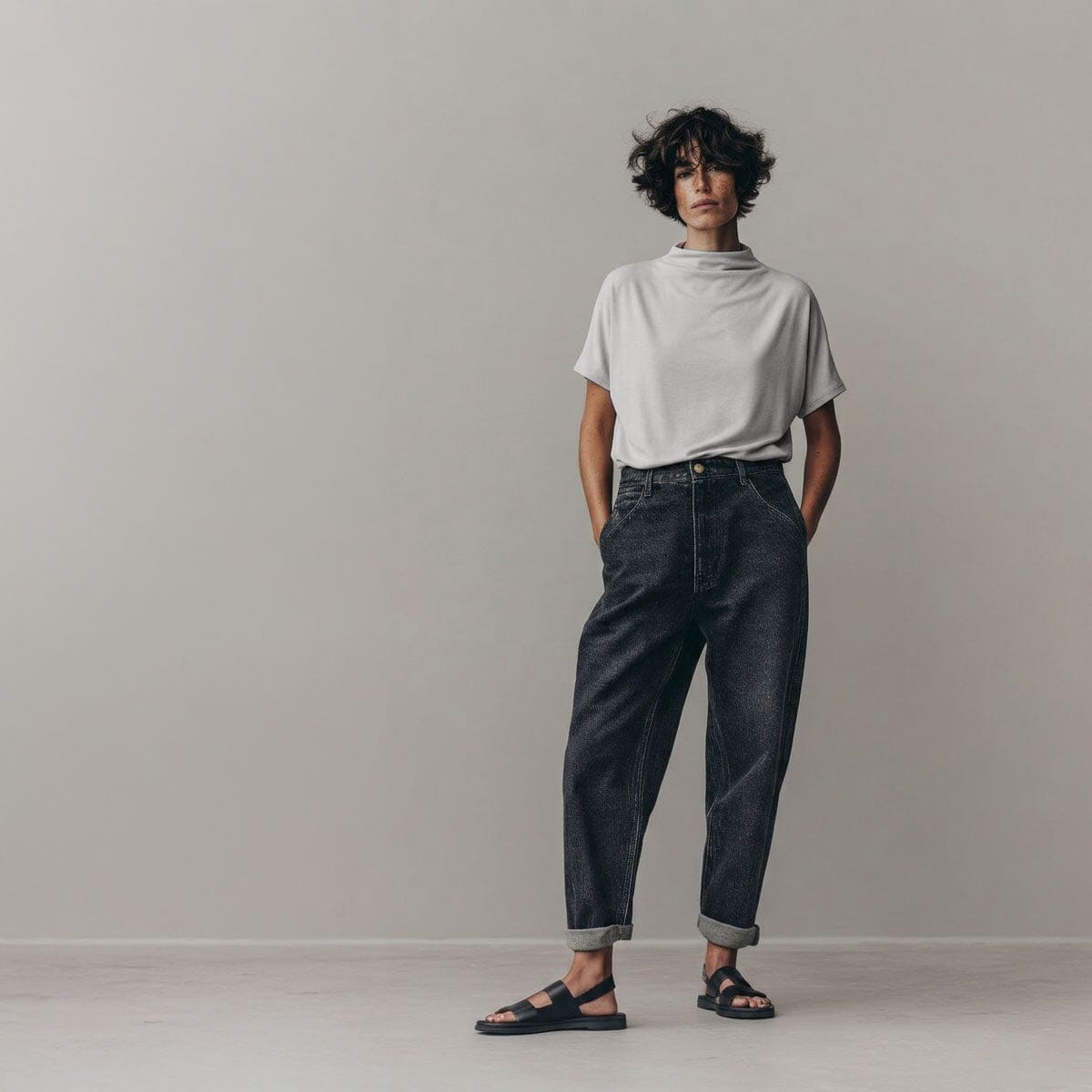 OS ice white poly top / OS חולצת פולי קצרה אייס - studio oh design