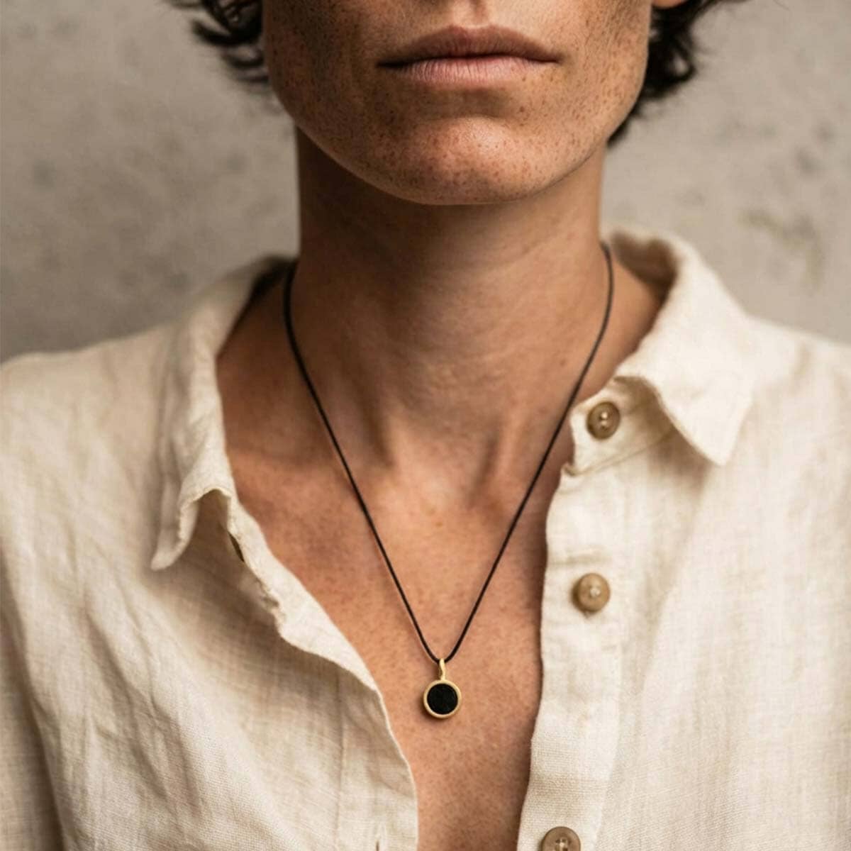 Round pendant necklace / שרשרת תליון עגול - studio oh design