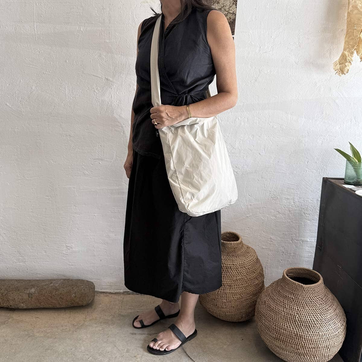 stone side bag / תיק צד ירוק אבן - studio oh design