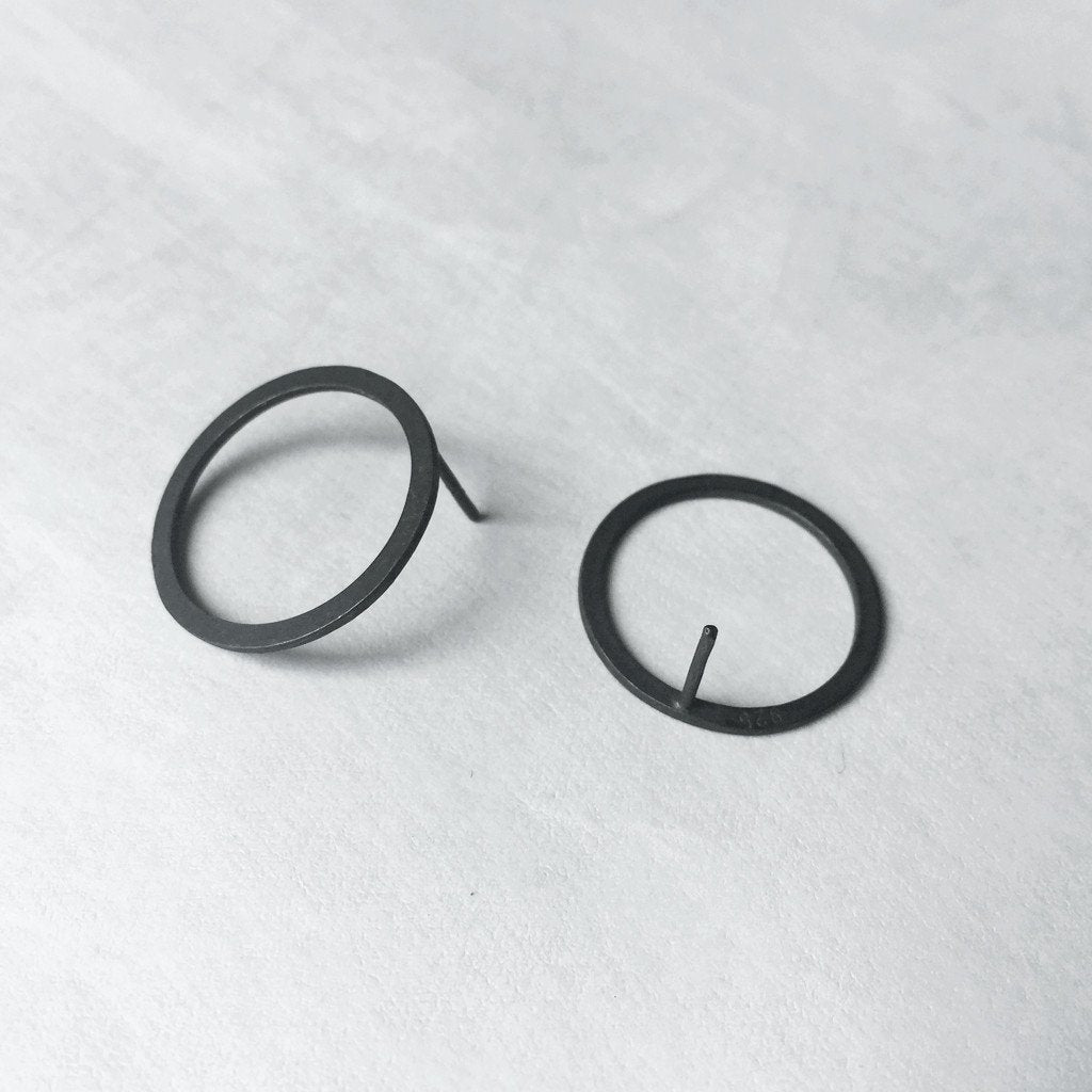 20mm Silver Open Circle  Earrings / unisex / עגילי פי גדול - יוניסקס - studio oh design