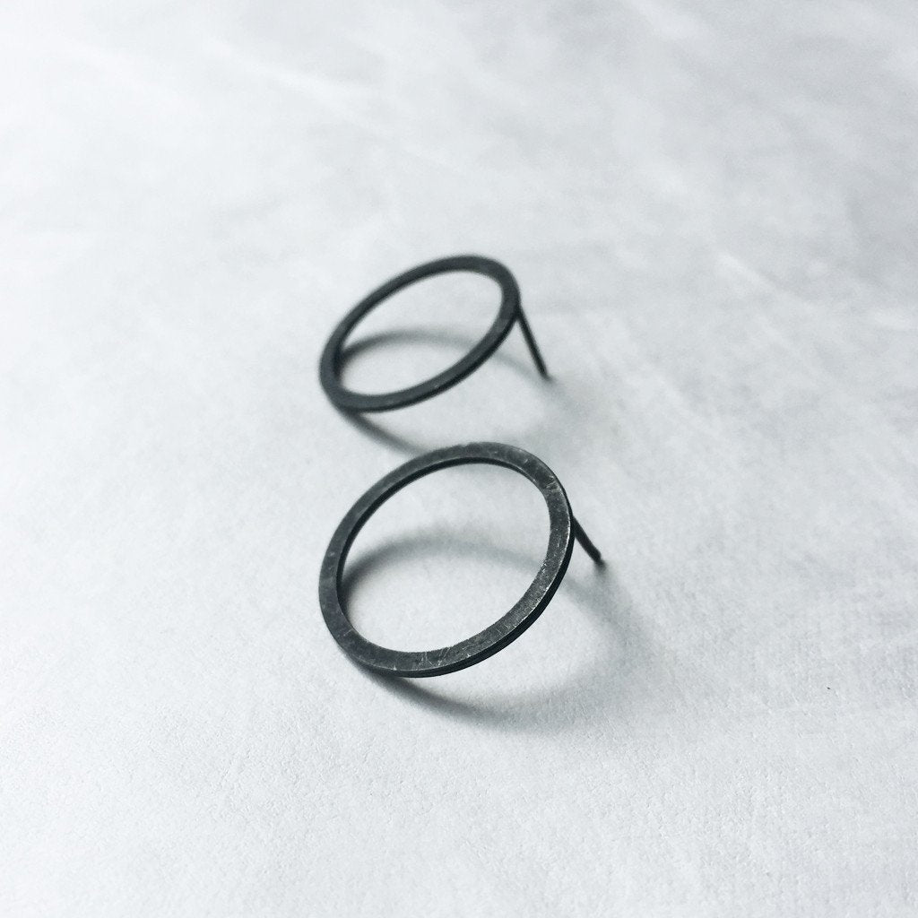 20mm Silver Open Circle  Earrings / unisex / עגילי פי גדול - יוניסקס - studio oh design