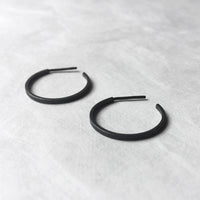 20mm Silver Hoop Earrings / עגילי ג'יפסי - studio oh design