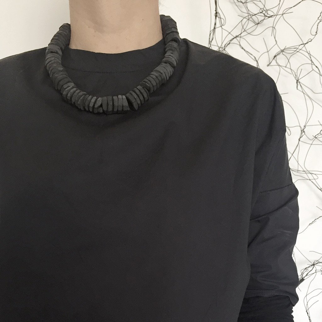 Curly cuted beaded necklace / שרשרת סליל חתוך - studio oh design