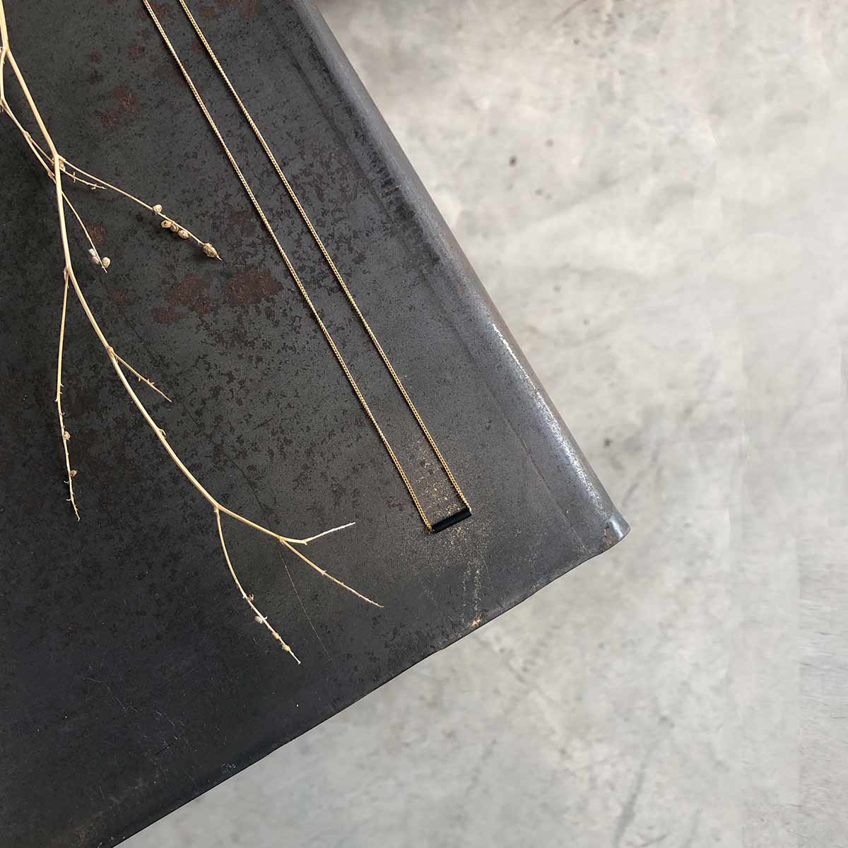 Kav Necklace / שרשרת קו שחור - studio oh design