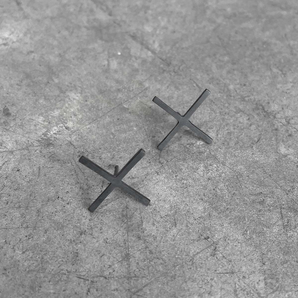 large X earrings / עגילי איקס גדול - studio oh design