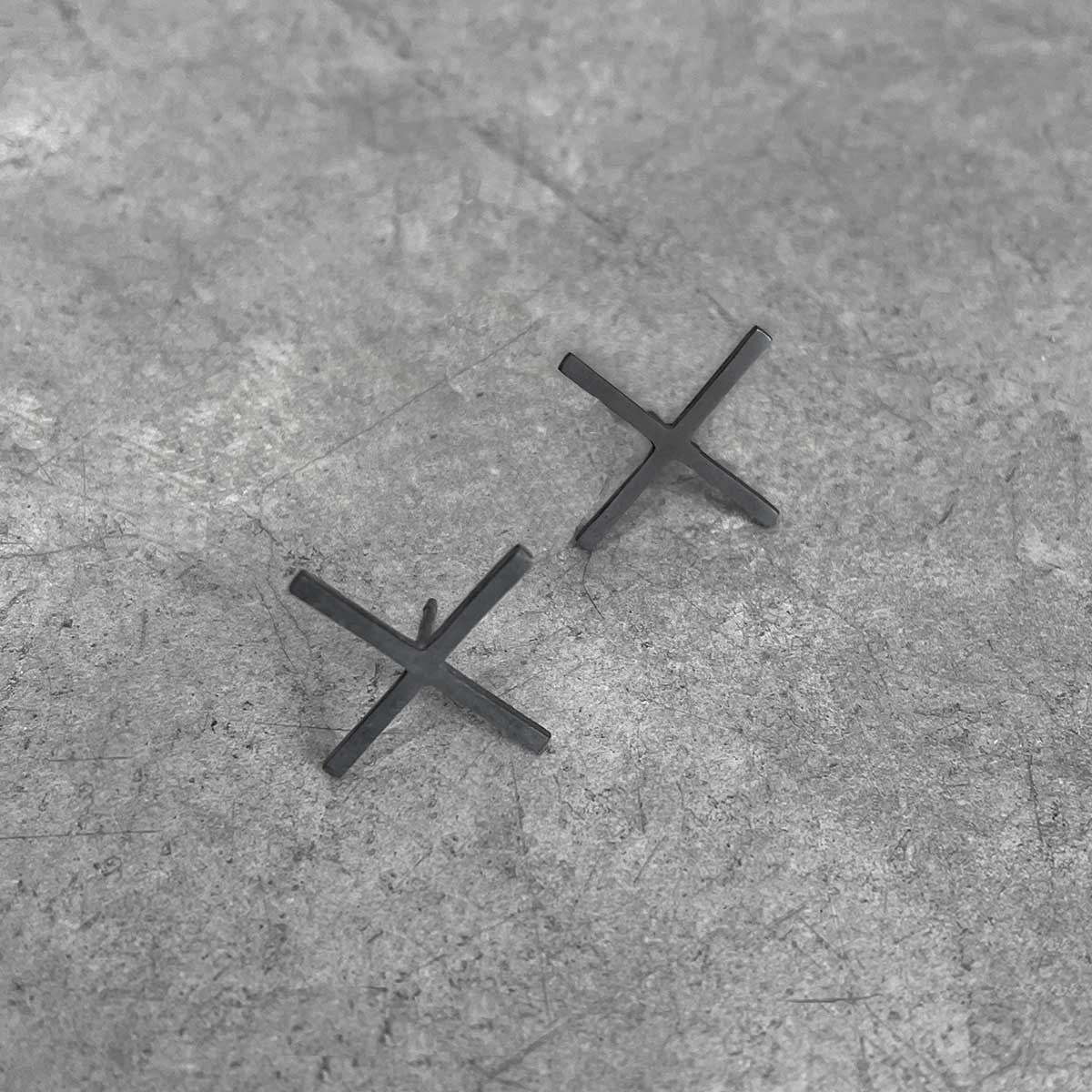 large X earrings / עגילי איקס גדול - studio oh design