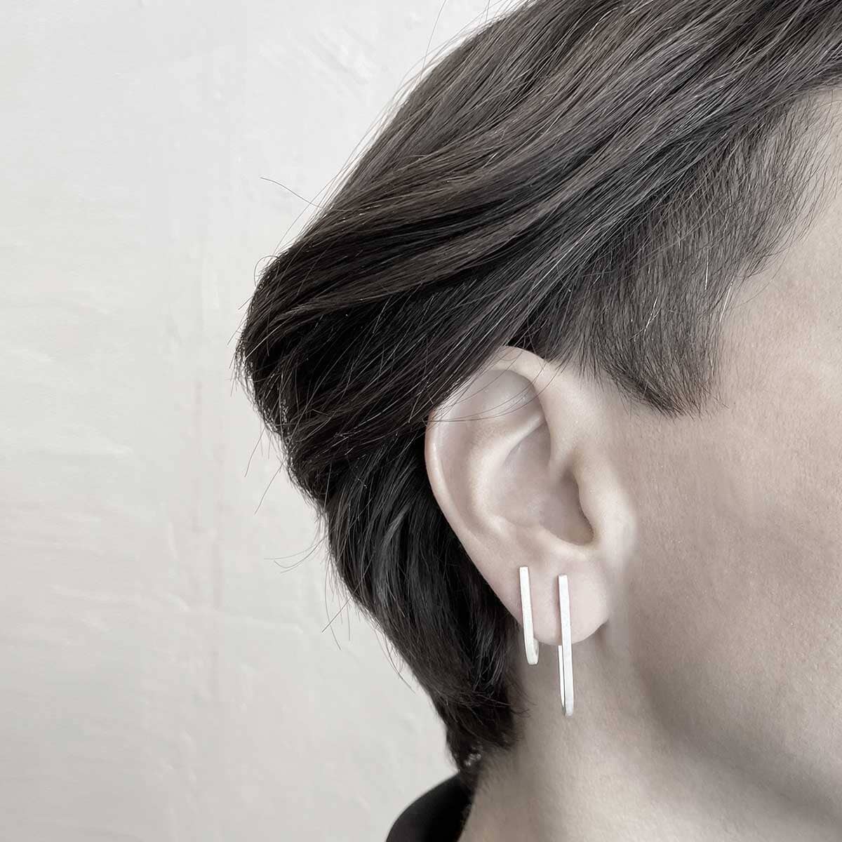 large narrow J earrings /  צרים גדולים J עגילי - studio oh design