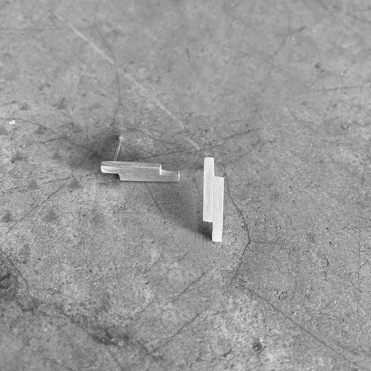 Double stripe earrings / עגילי פס פס - studio oh design