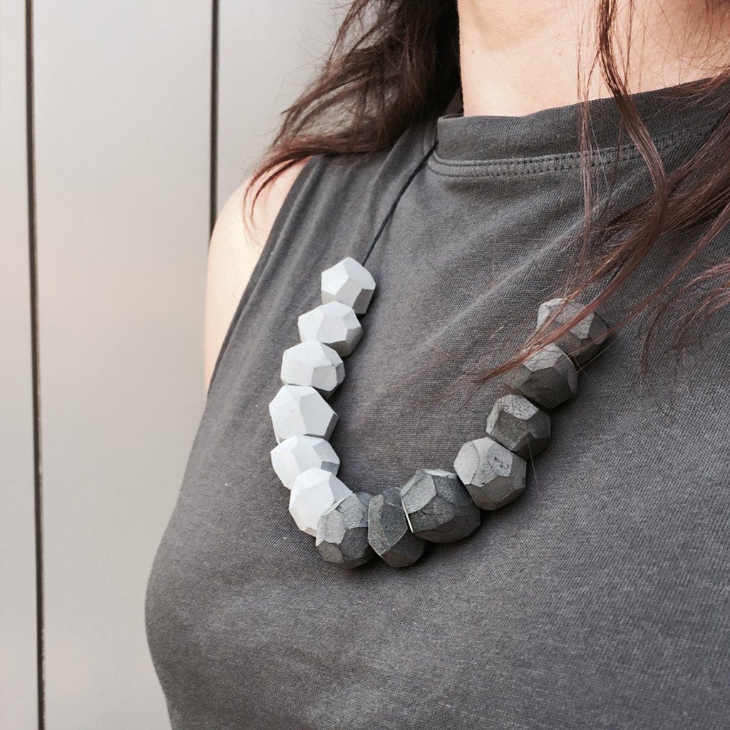 beads necklace / שרשרת חרוזים בחוט חשוף - studio oh design