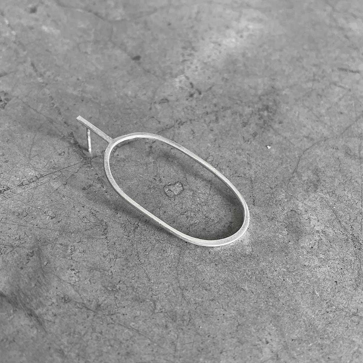 Open oval earrings / עגילי אליפסה - studio oh design