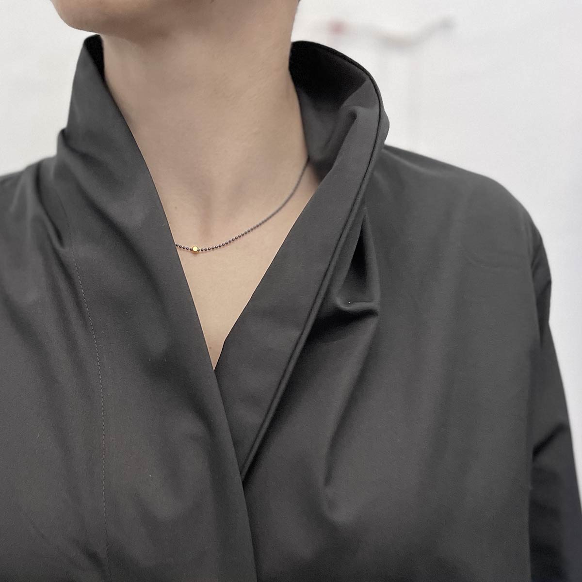 Gold bead necklace / שרשרת חרוז ציפוי זהב - studio oh design