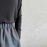 smoky blue linen skirt /  חצאית פשתן בצבע כחול מעושן - studio oh design